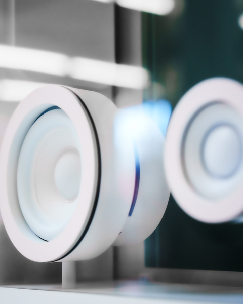 COTODAMA” SPEAKER BOX MOON WHITE